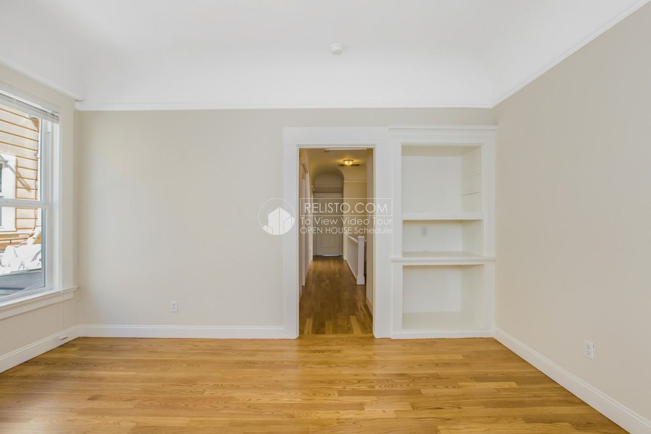 1705 Powell St - Photo 3 of 20