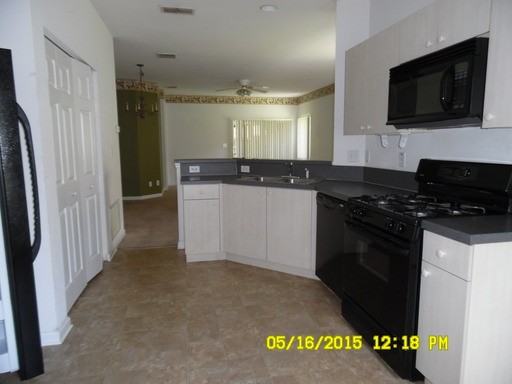 110 Littleton Cir - Photo 3 of 13
