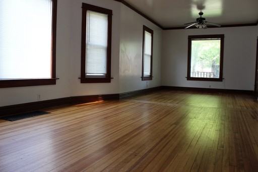 5031 24th St - Photo 3 of 9