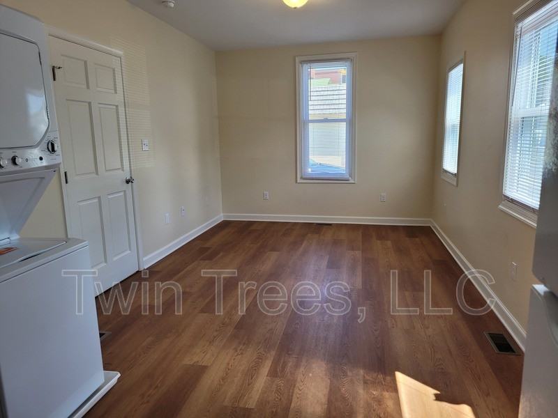 5948 Main St #2 - Photo 7 of 10