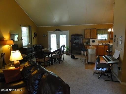 7607 Sycamore St - Photo 3 of 16