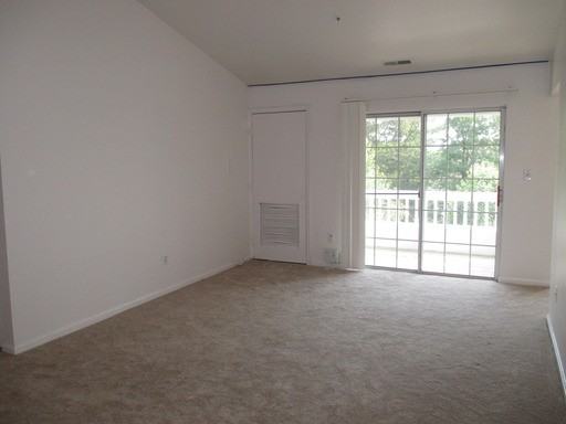 8571 Falls Run Rd - Photo 3 of 24