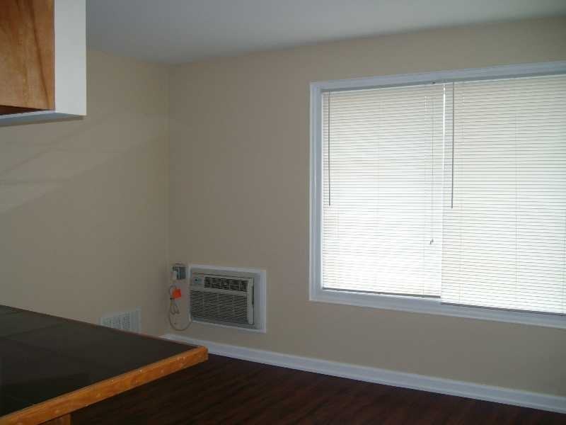 94 N 2nd Ave - Photo 3 of 7