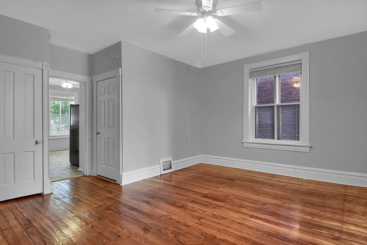 2309 Shenandoah Ave #2309 - Photo 3 of 11