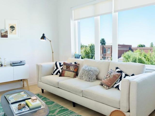 2625 E Burnside St - Photo 2 of 23