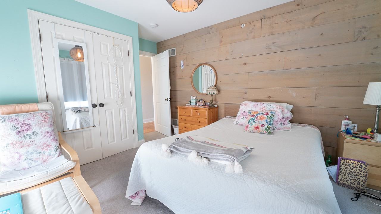 215 New St #1 - Photo 3 of 6