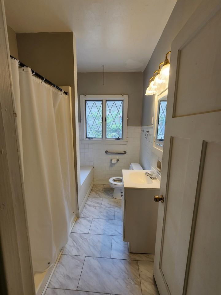 1601 Division Street #1 - Photo 6 of 13