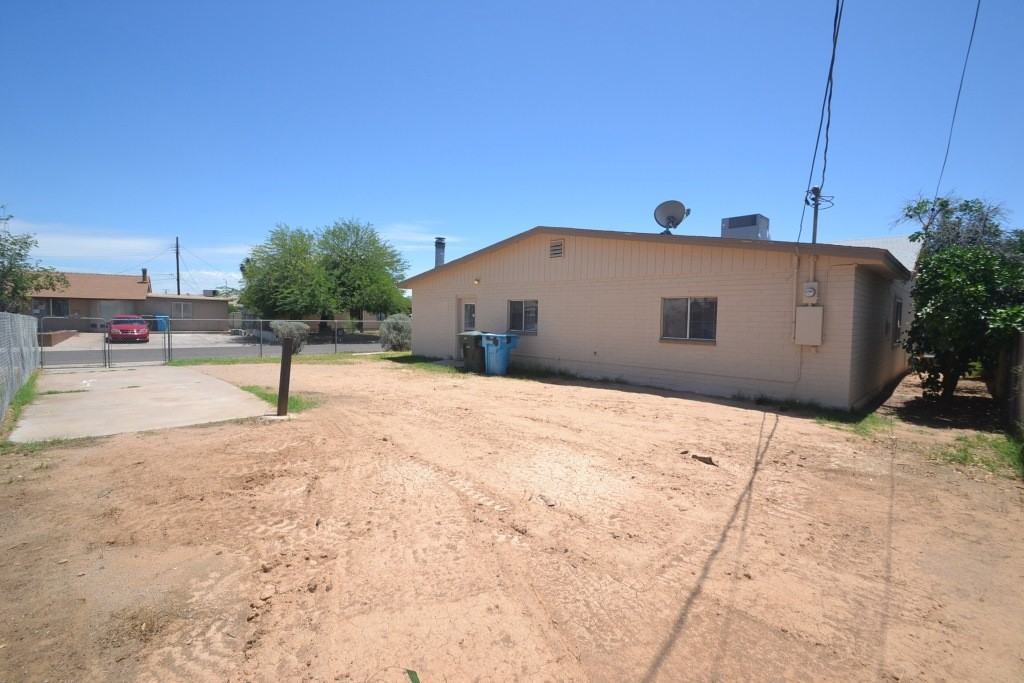 6118 W Hollyhock St - Photo 3 of 22