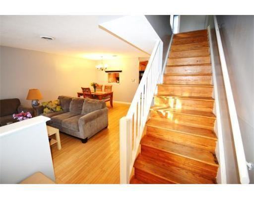 1 Markham Cir #B - Photo 3 of 16