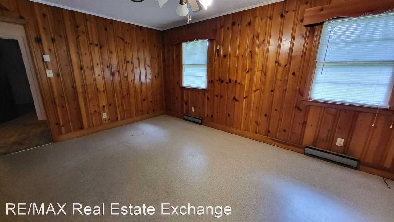 2599 Guyton Rd - Photo 2 of 8