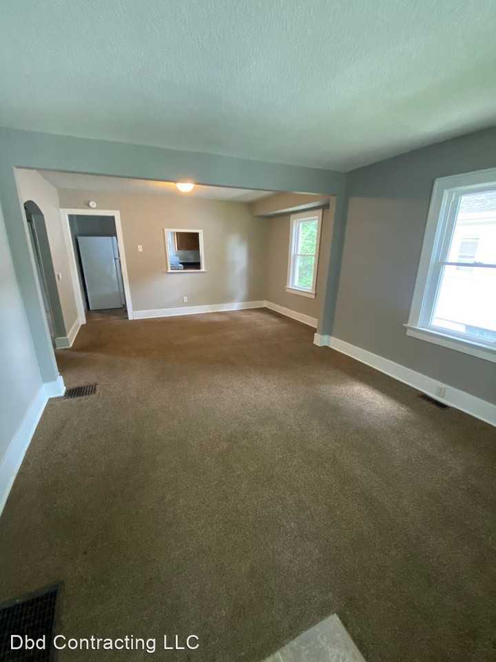 3409 Holton Ave - Photo 2 of 8
