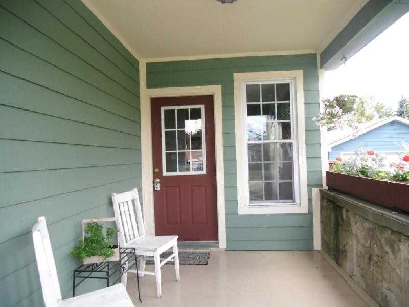 539 Summit Ave - Photo 2 of 21