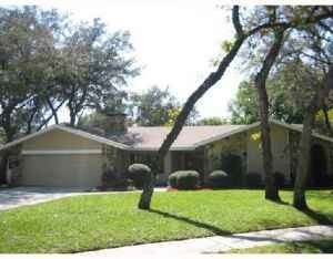 209 W Ridgewood Ct - Photo 2 of 12