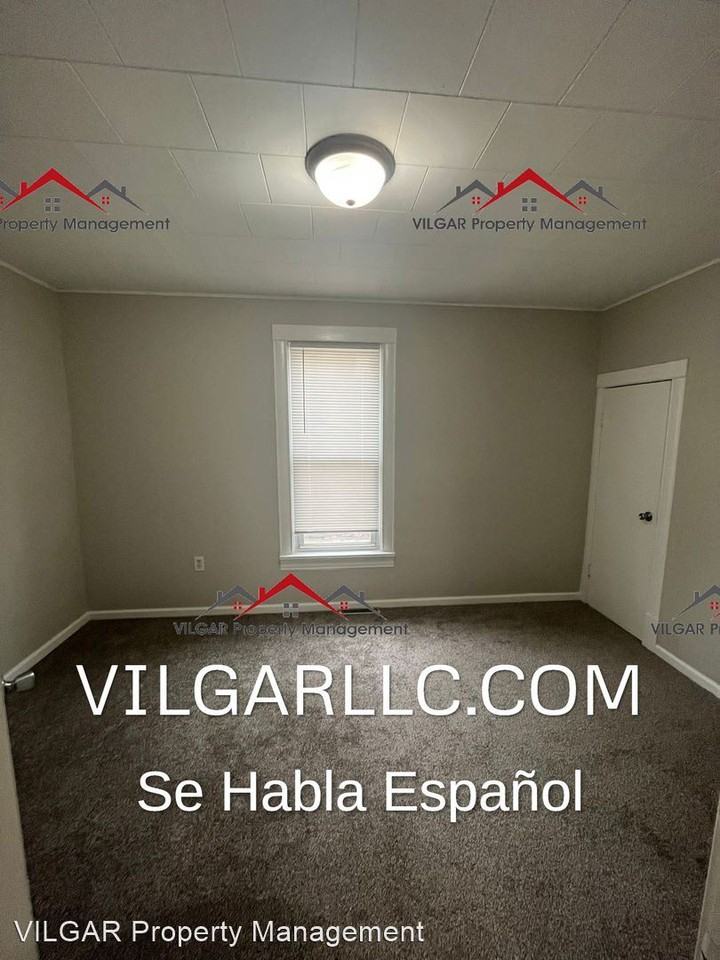 4840 Oak Ave - Photo 2 of 9