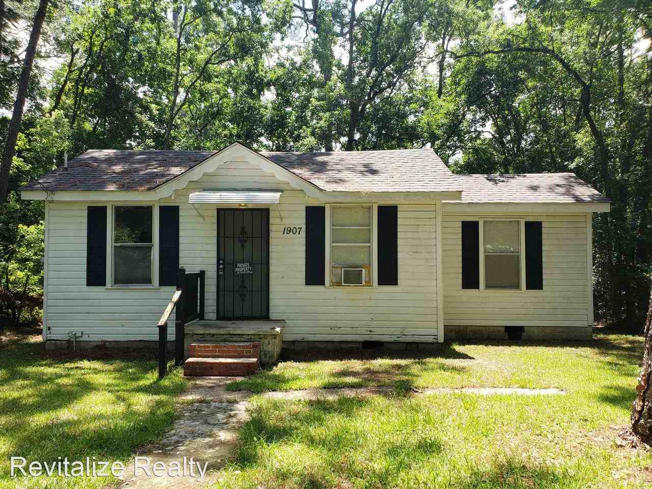 1907 Halls Mill Rd - Photo 2 of 13