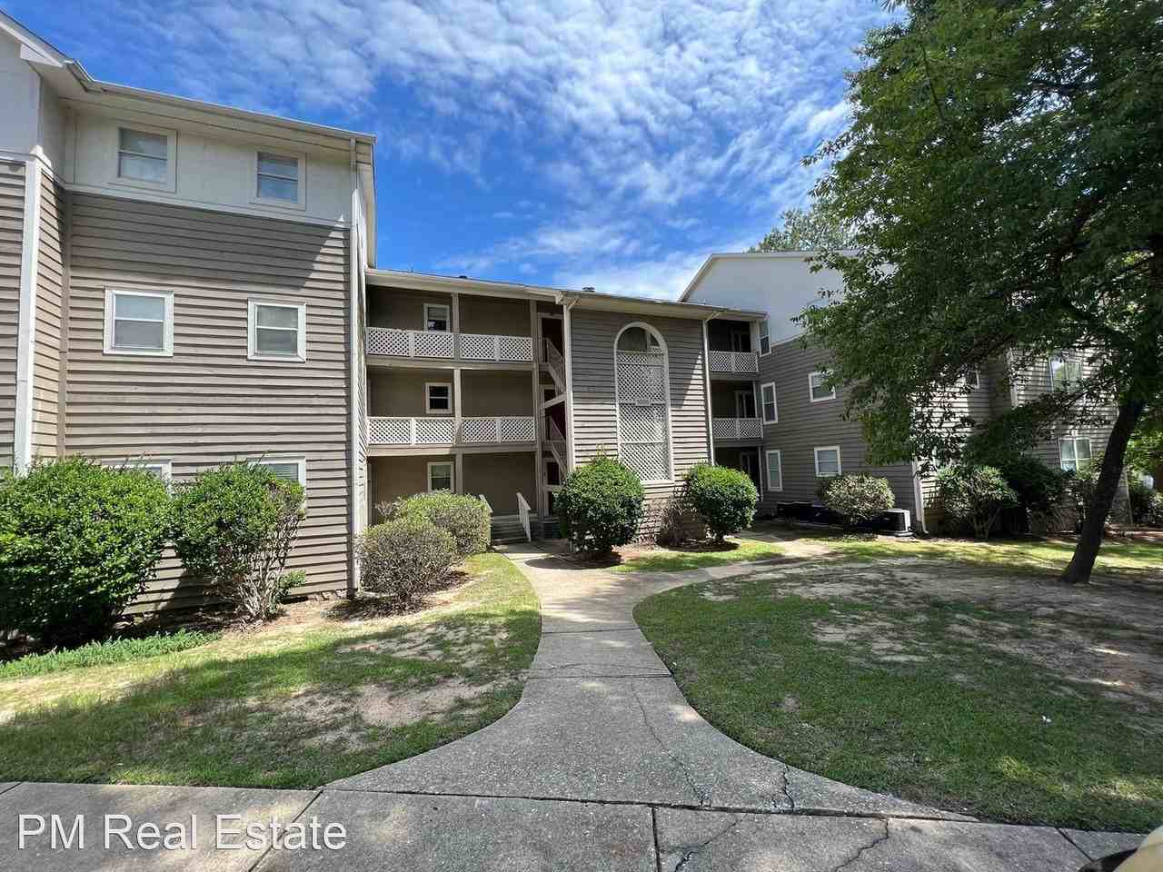 1006 Brookhollow Dr #8