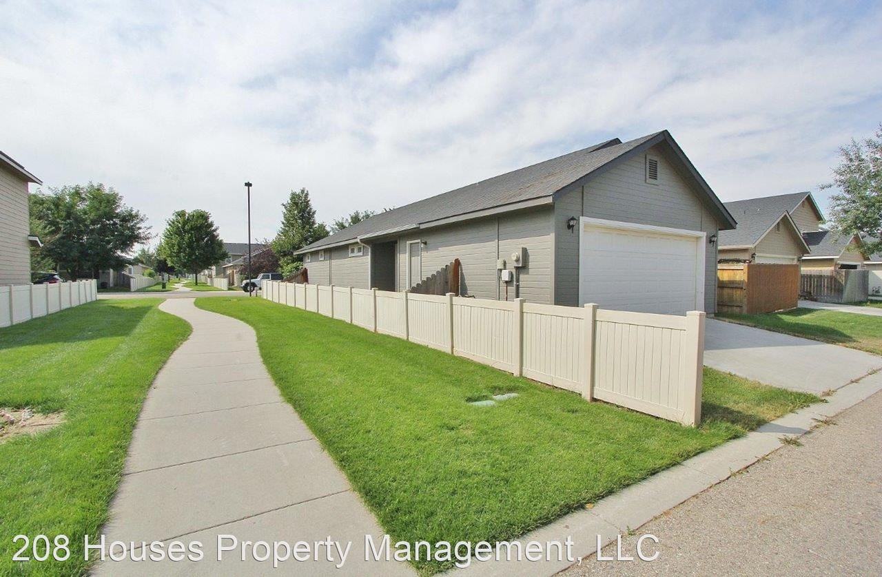 10008 W Tilmont St - Photo 2 of 27