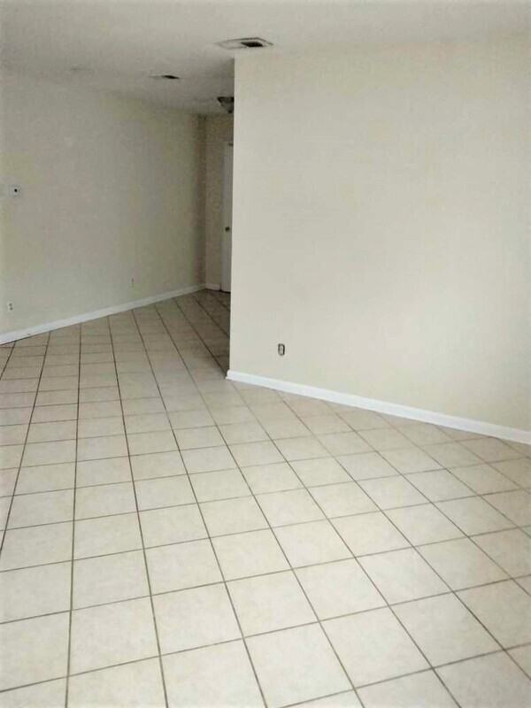 7559 Proxima Rd - Photo 5 of 12