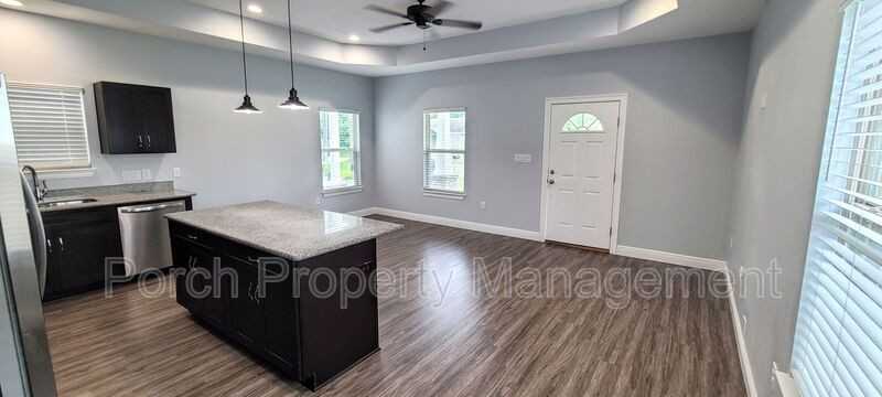 2008 W Gregory St - Photo 2 of 22