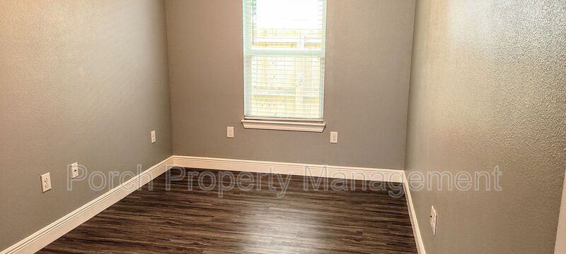 2008 W Gregory St - Photo 6 of 22