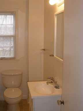 302 E 26th Ave - Photo 2 of 5