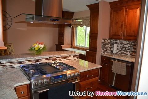 3760 Hillview Ln - Photo 3 of 15