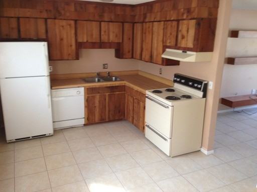 600 Fern Ave - Photo 2 of 11