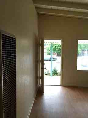 13717 Phyllis Ave - Photo 2 of 16