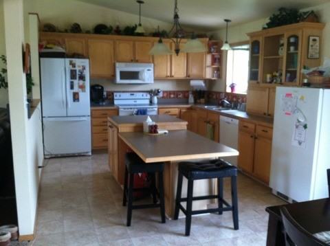 3760 Aster St - Photo 3 of 4