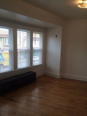 2074 S Muskego Ave - Photo 2 of 6