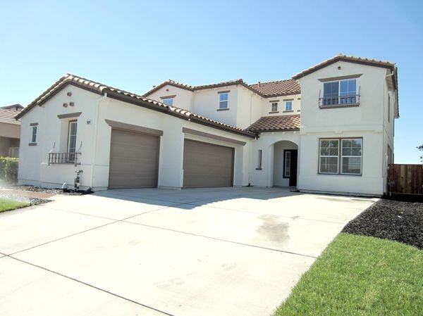 2424 Mammoth Way - Photo 2 of 25