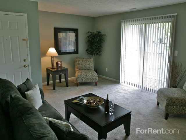 Windsor Court - Photo 3 of 9