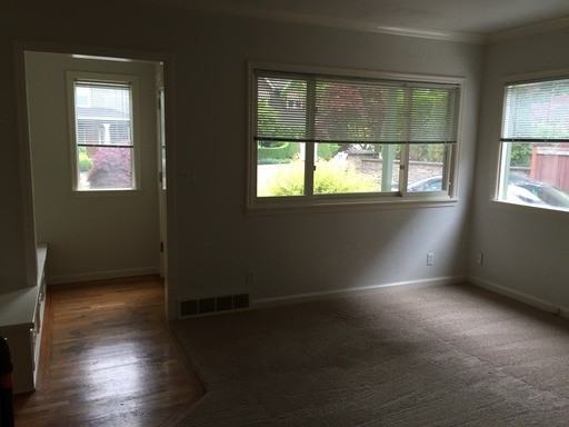 783 8th St - Photo 2 of 12