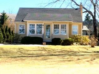 1700 Grathwohl Rd - Photo 2 of 9