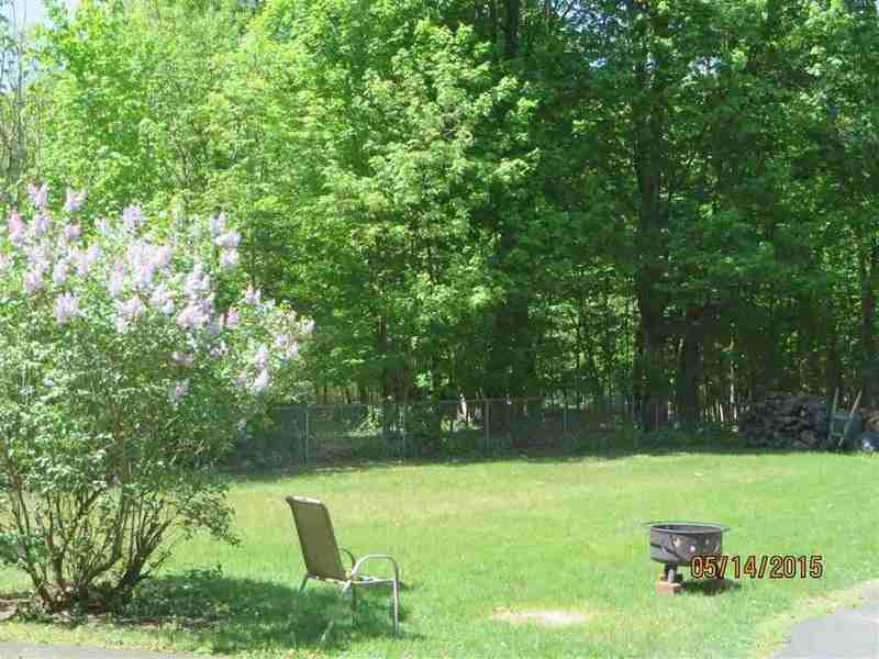 709 Pinewoods Ave - Photo 3 of 10