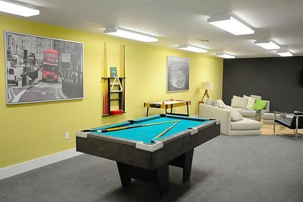 572 5th Ave #3B - Photo 2 of 9