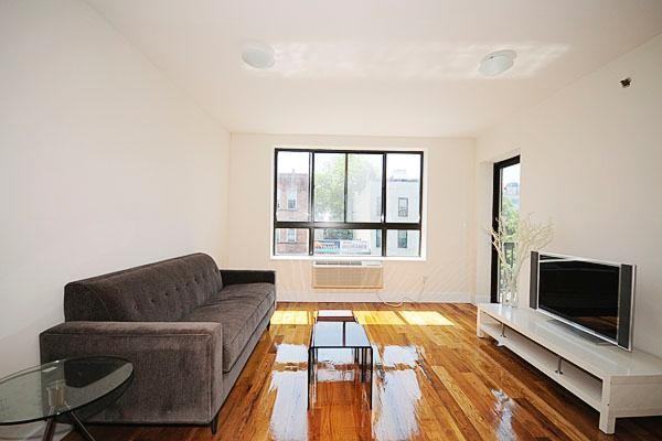 572 5th Ave #3B - Photo 3 of 9