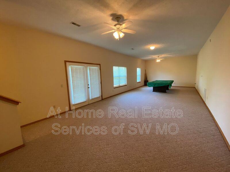 3551 E Woodside St - Photo 2 of 25