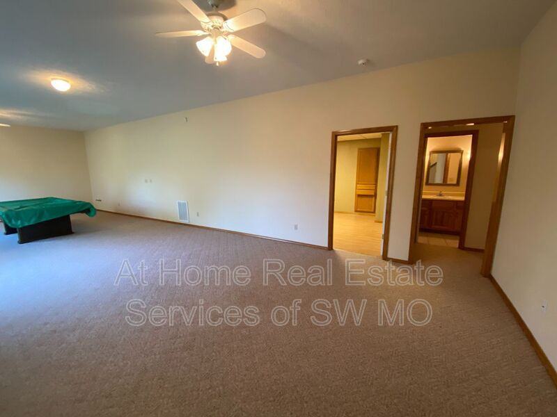 3551 E Woodside St - Photo 5 of 25