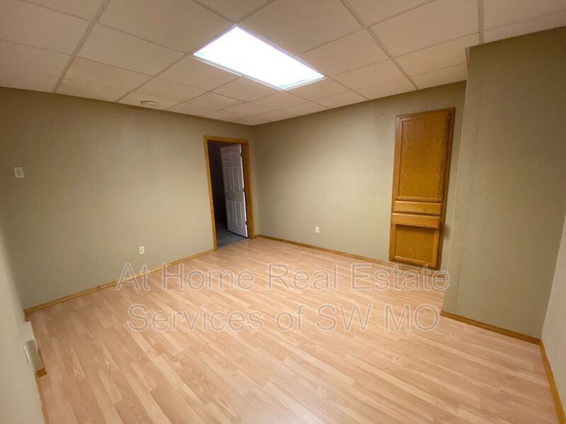 3551 E Woodside St - Photo 6 of 25