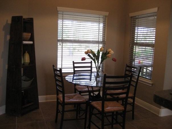 2722 Lakes Edge Ln - Photo 3 of 13