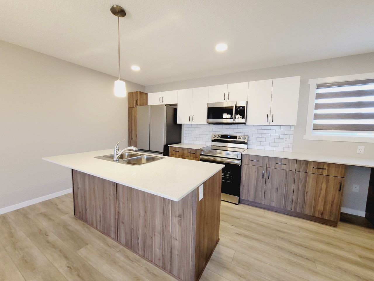 1242 Aster Blvd Nw - Photo 3 of 36