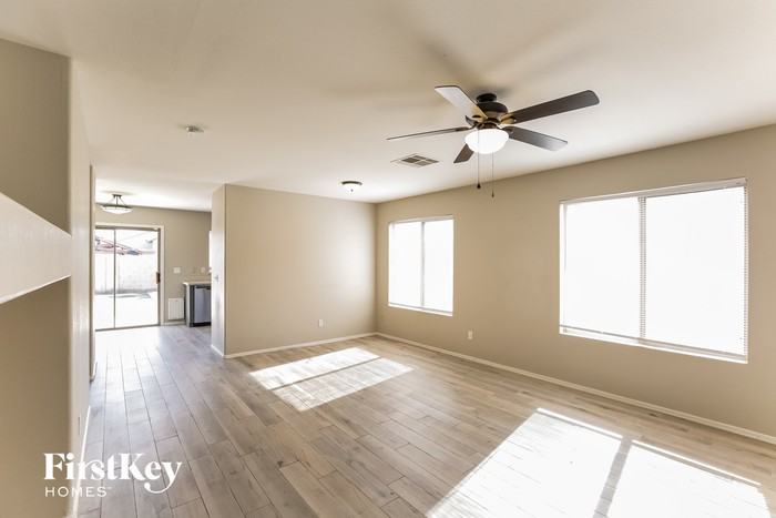 15028 W Ventura St - Photo 3 of 15