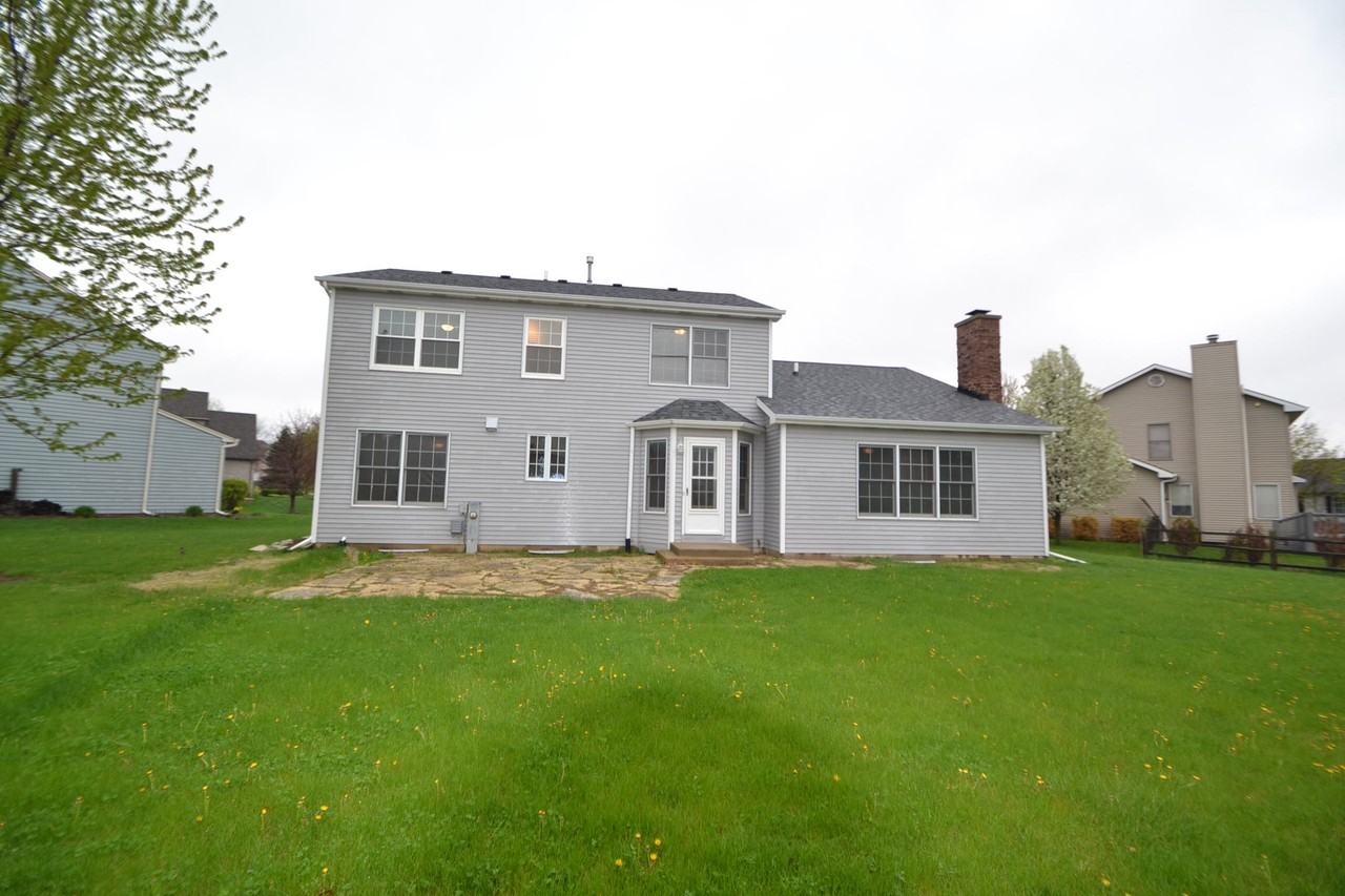 301 Prairie Valley Ct - Photo 2 of 13
