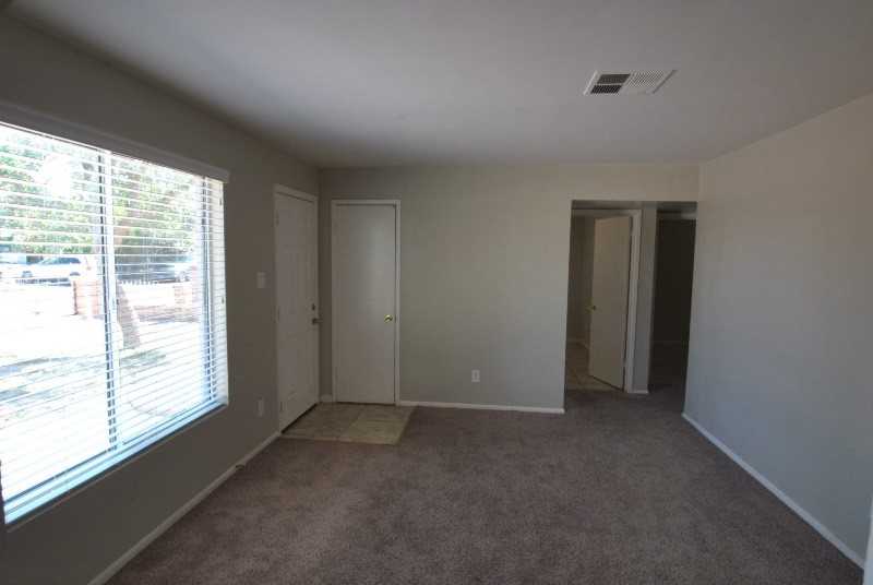 2235 E Nancy Ln - Photo 3 of 9