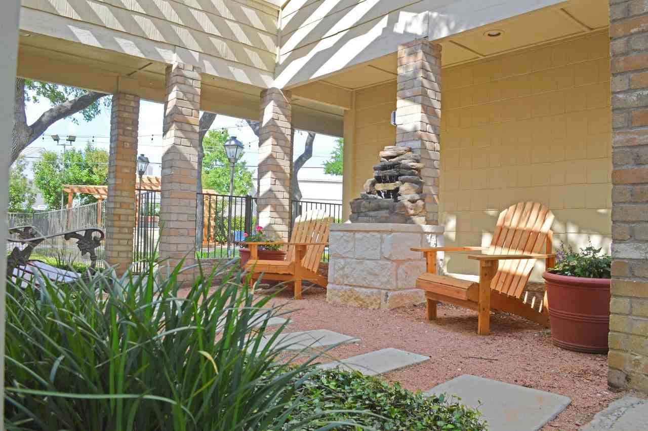 Laurel Woods - Photo 3 of 20