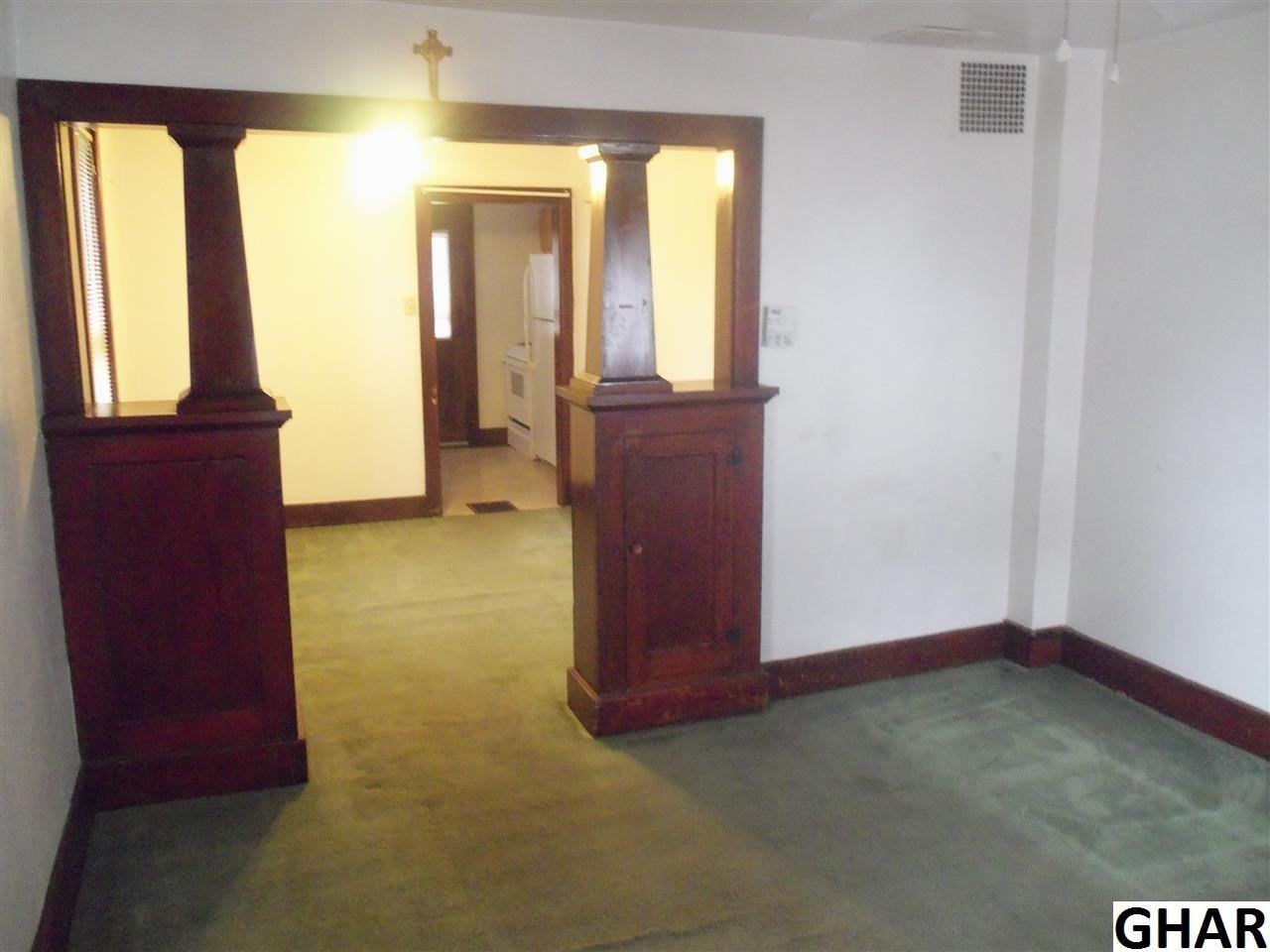 18 W Main St - Photo 2 of 6