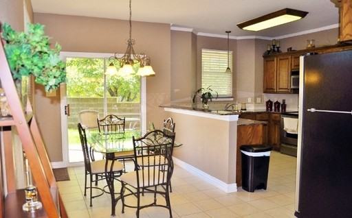 5104 Chesterfield Pl - Photo 3 of 9