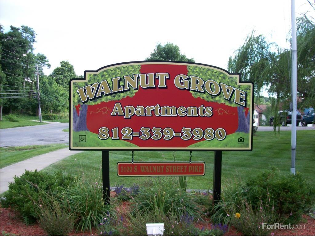 Walnut Grove Apartments 3100 S Walnut Street Pike, Bloomington, IN