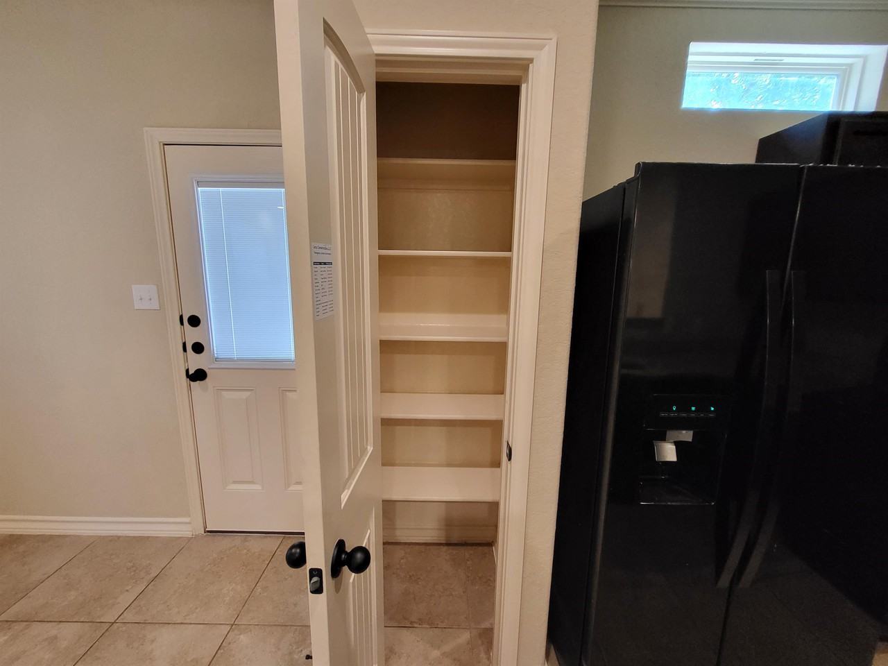 6930 Lakeview Dr #101 - Photo 6 of 10